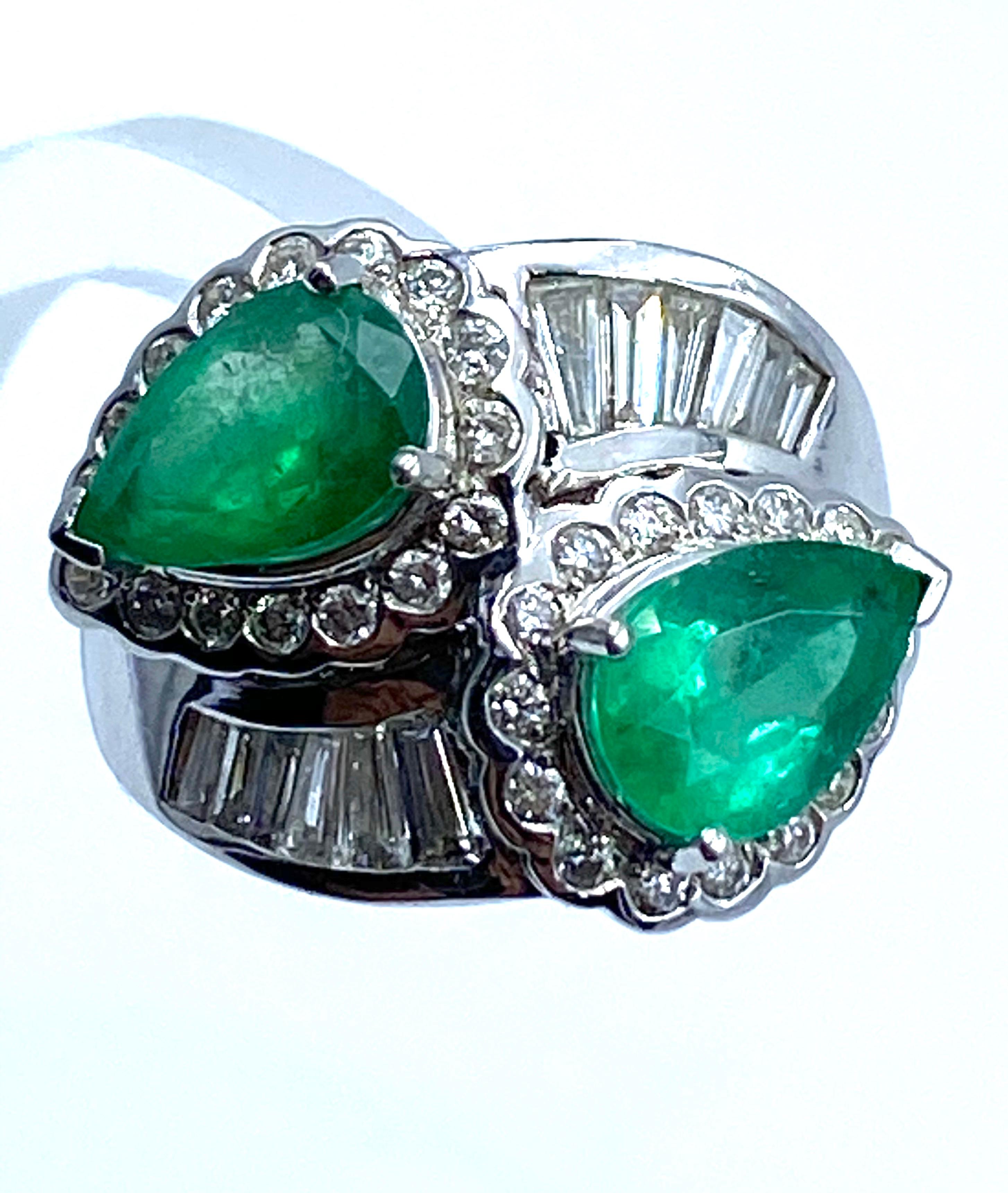 Emerald Drops and Diamonds Ring For Sale 1