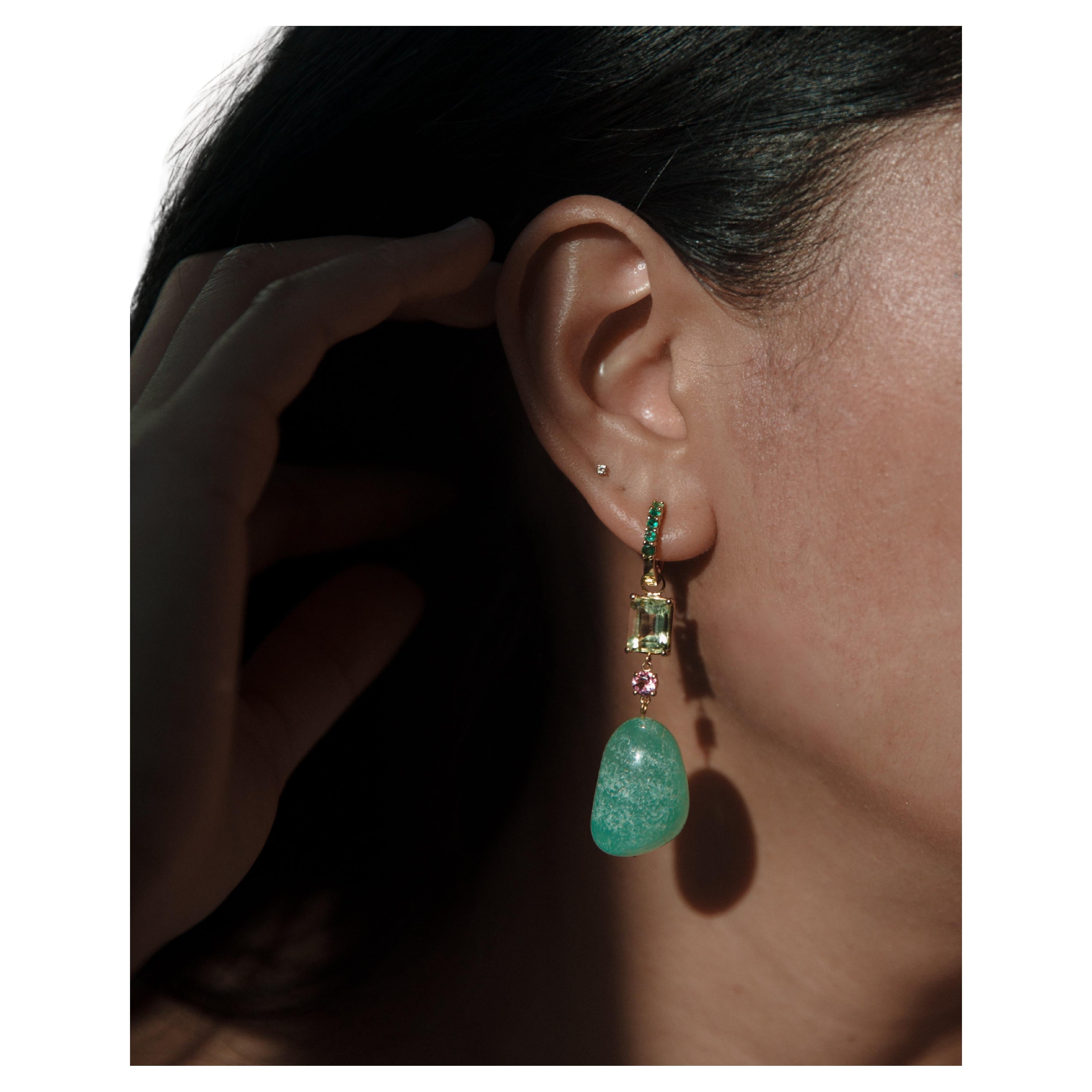 Emerald Earring with a heated Chalcedony Drop  For Sale