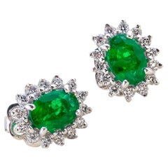 Emerald Stud Earrings 18k