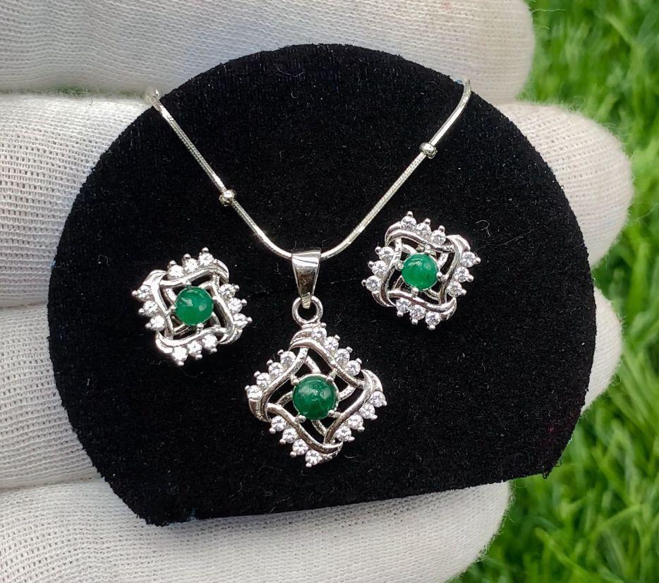 Cabochon Emerald Earrings & Necklace Pendant Gemstones 925 Silver Jewelry Set 1.5 Ct-Swat For Sale