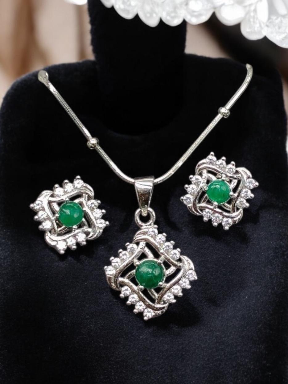 Women's Emerald Earrings & Necklace Pendant Gemstones 925 Silver Jewelry Set 1.5 Ct-Swat For Sale