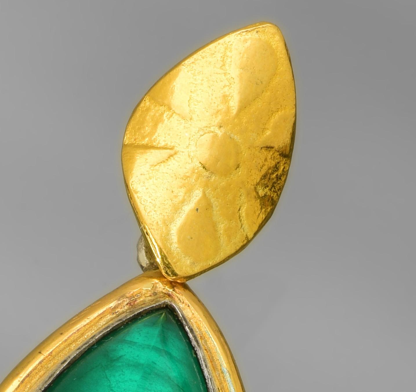 Emerald Earrings with 22 Karat Yellow Gold and Silver In New Condition In Devon, GB