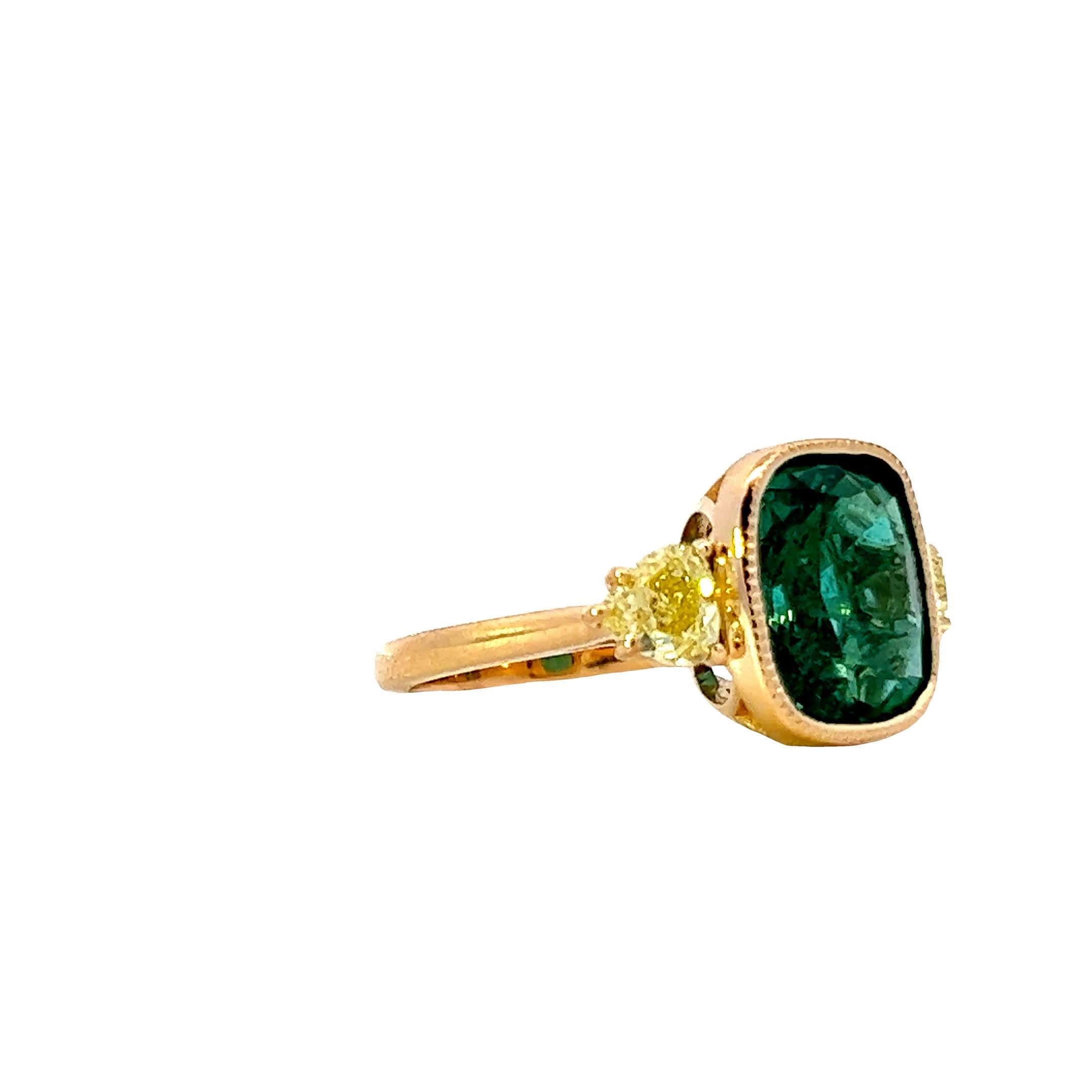 Smaragdverzauberter Diamantring im Zustand „Neu“ im Angebot in Great Neck Plaza, NY