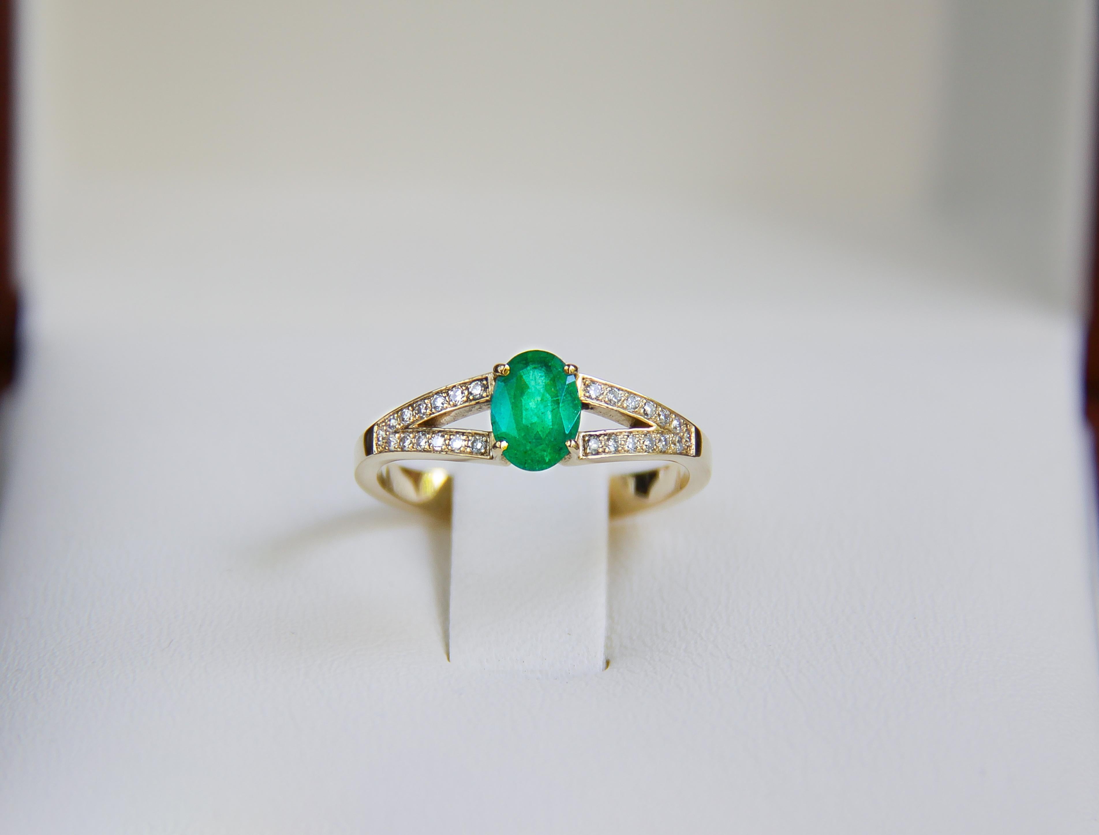 For Sale:  Emerald engagement 14k gold ring 2