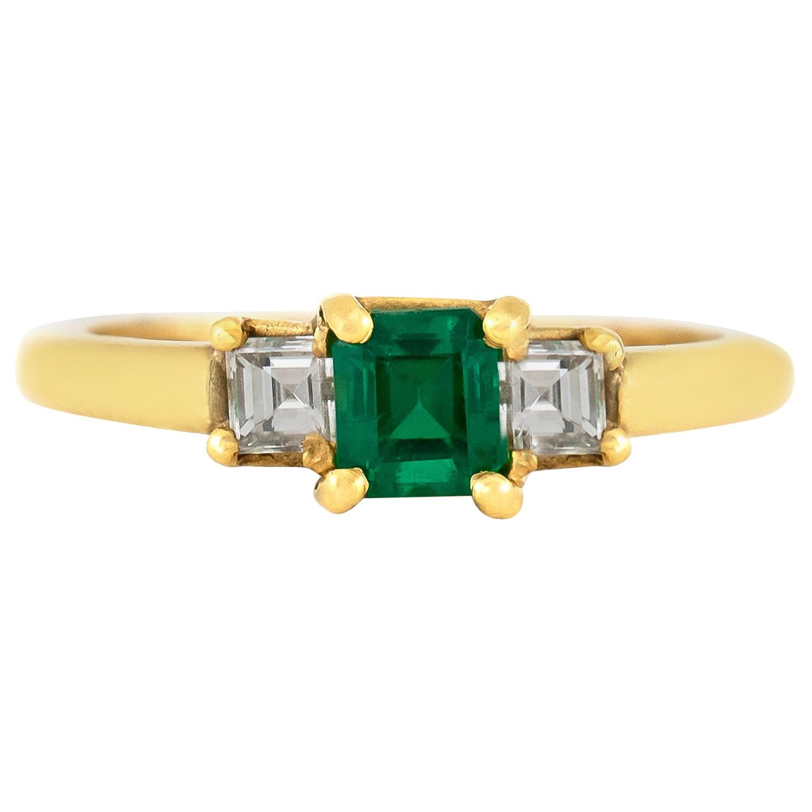 Emerald Engagement Band with Two Princess Cut on the Side For Sale