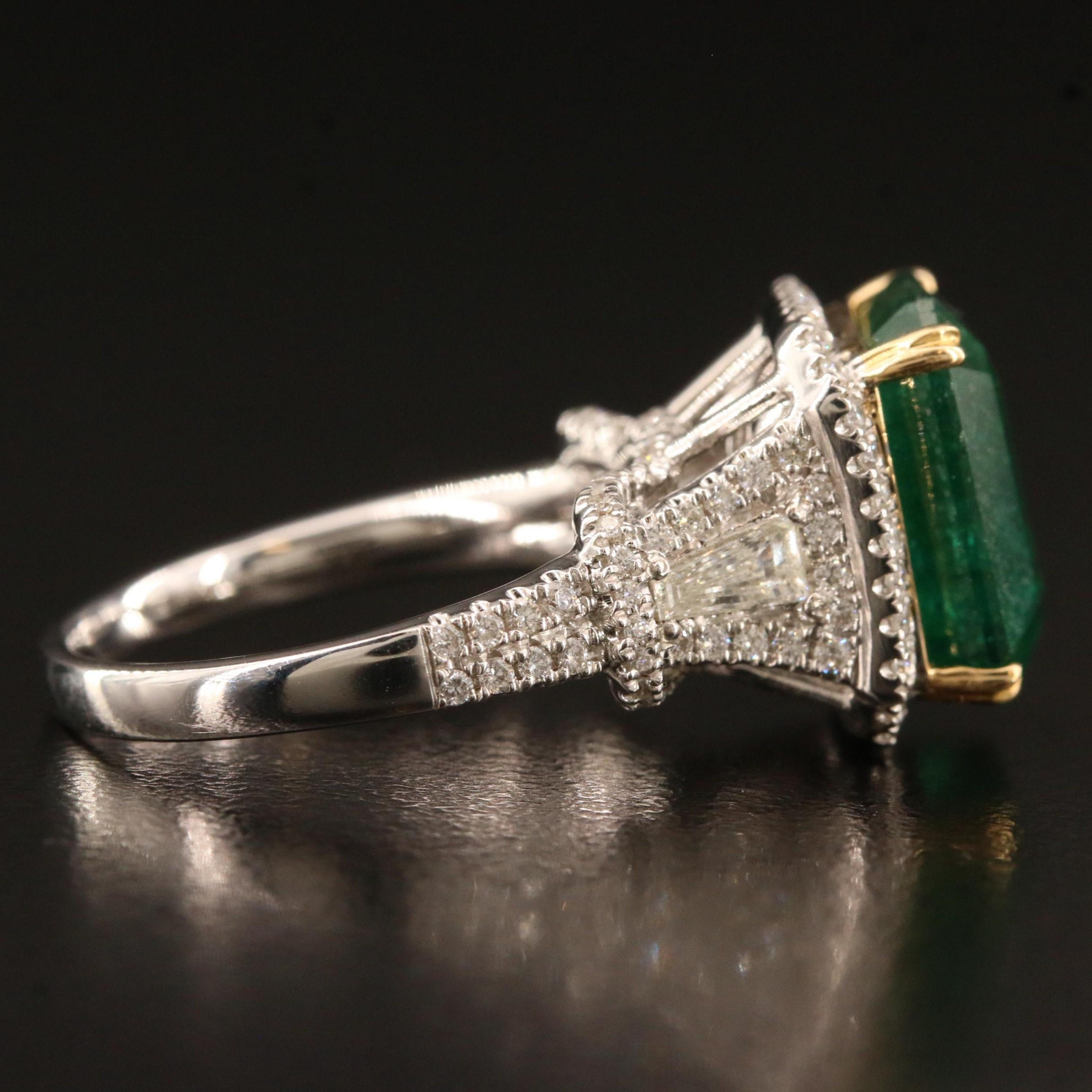 For Sale:  Art Deco 6 CT Natural Emerald Diamond Engagement Ring in 18K Gold, Cocktail Ring 4