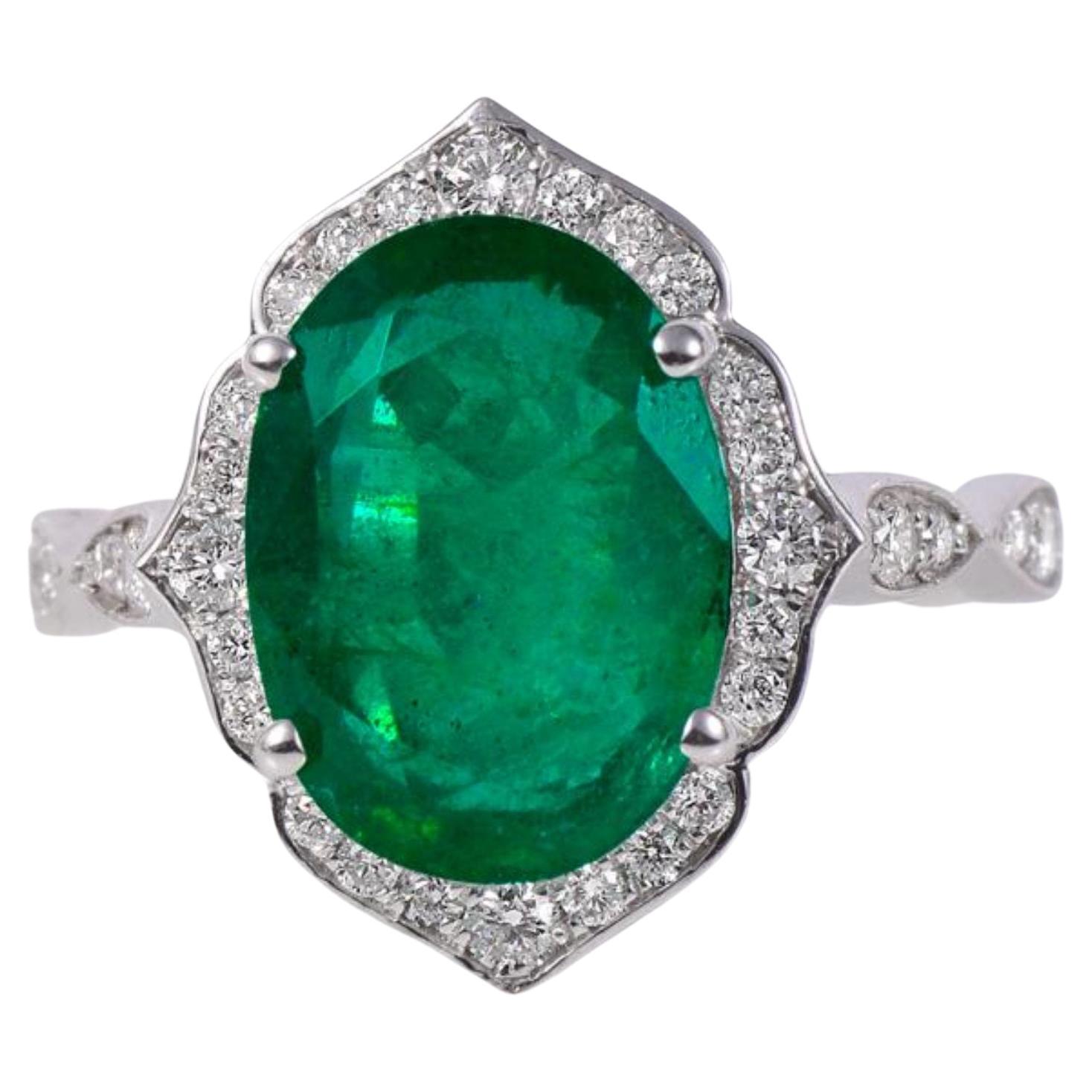 Customizable Minimalist Natural Emerald Engagement Rings for Women