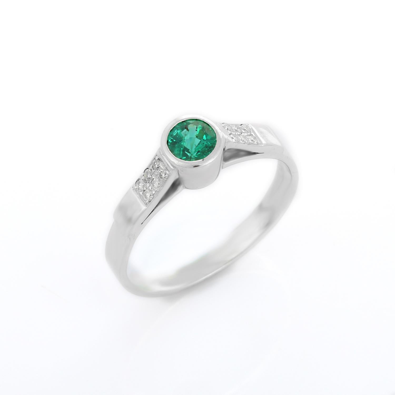 For Sale:  Emerald Engagement Ring with Diamonds in 18K White Gold  7