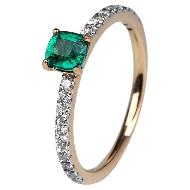 Emerald engagement ring yellow gold certified green beryl For Sale