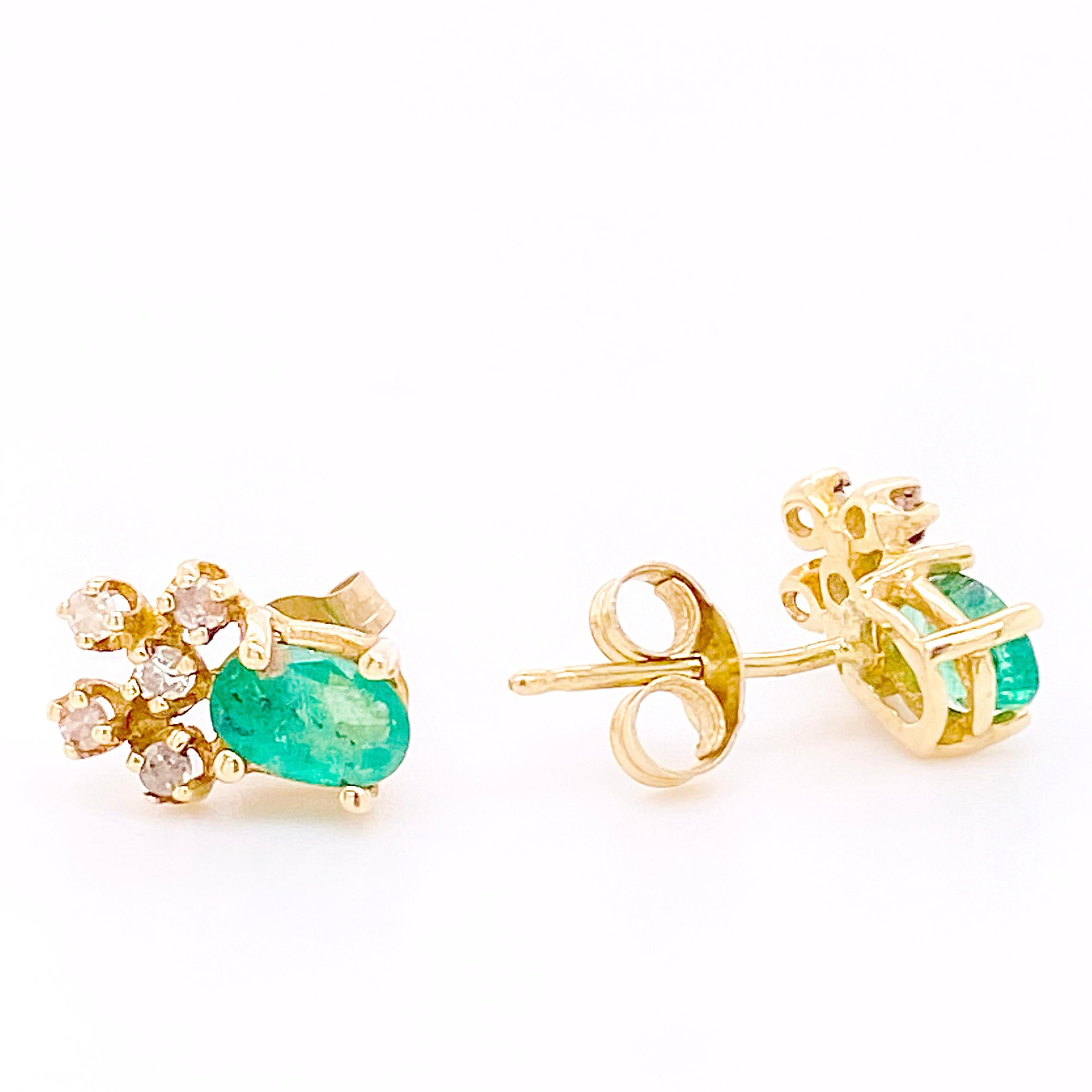 Vintage emerald earrings that are handmade are very rare! These custom-made estate earrings have a minimalist feels w five diamonds and one emerald in each earring. The emeralds are from a mine in Columbia and are a nice bright color!
Your earlobes