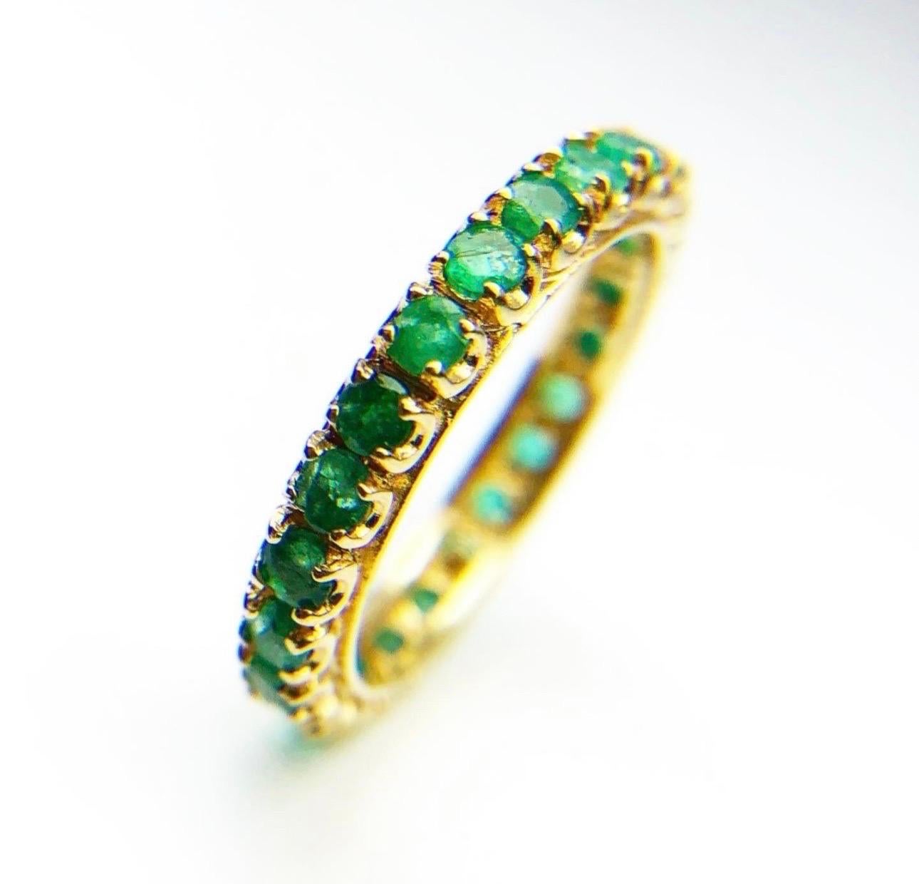 Emerald Eternity Ring 18KT Yellow Gold U Cut In New Condition For Sale In Boca Raton, FL