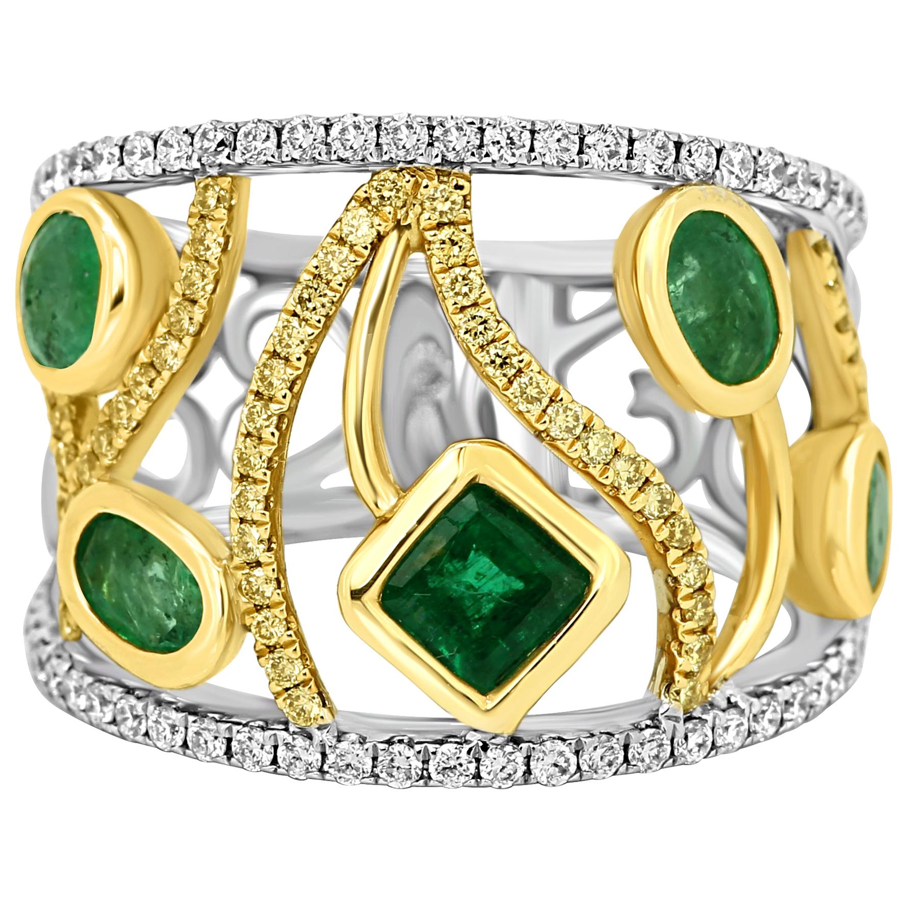 Emerald Fancy Yellow White Diamond Two-Color Gold Cocktail Fashion Band Ring