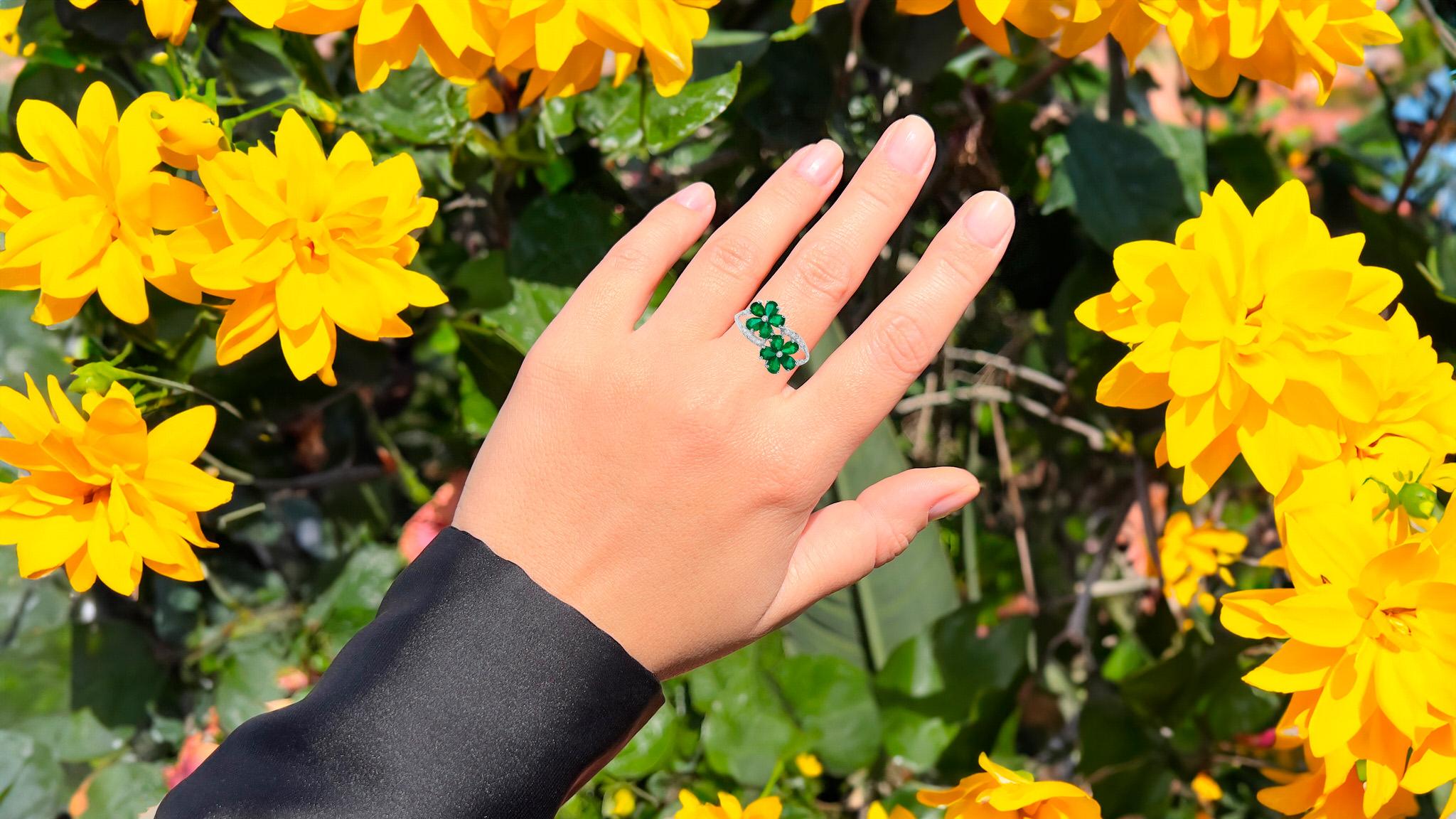 It comes with the Gemological Appraisal by GIA GG/AJP
All Gemstones are Natural
10 Emeralds = 1.32 Carats
14 Diamonds = 0.10 Carats
Metal: 18K White Gold
Ring Size: 6.5* US
*It can be resized complimentary