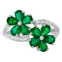 Emerald Flower Ring Diamond Setting 1.42 Carats 18K White Gold