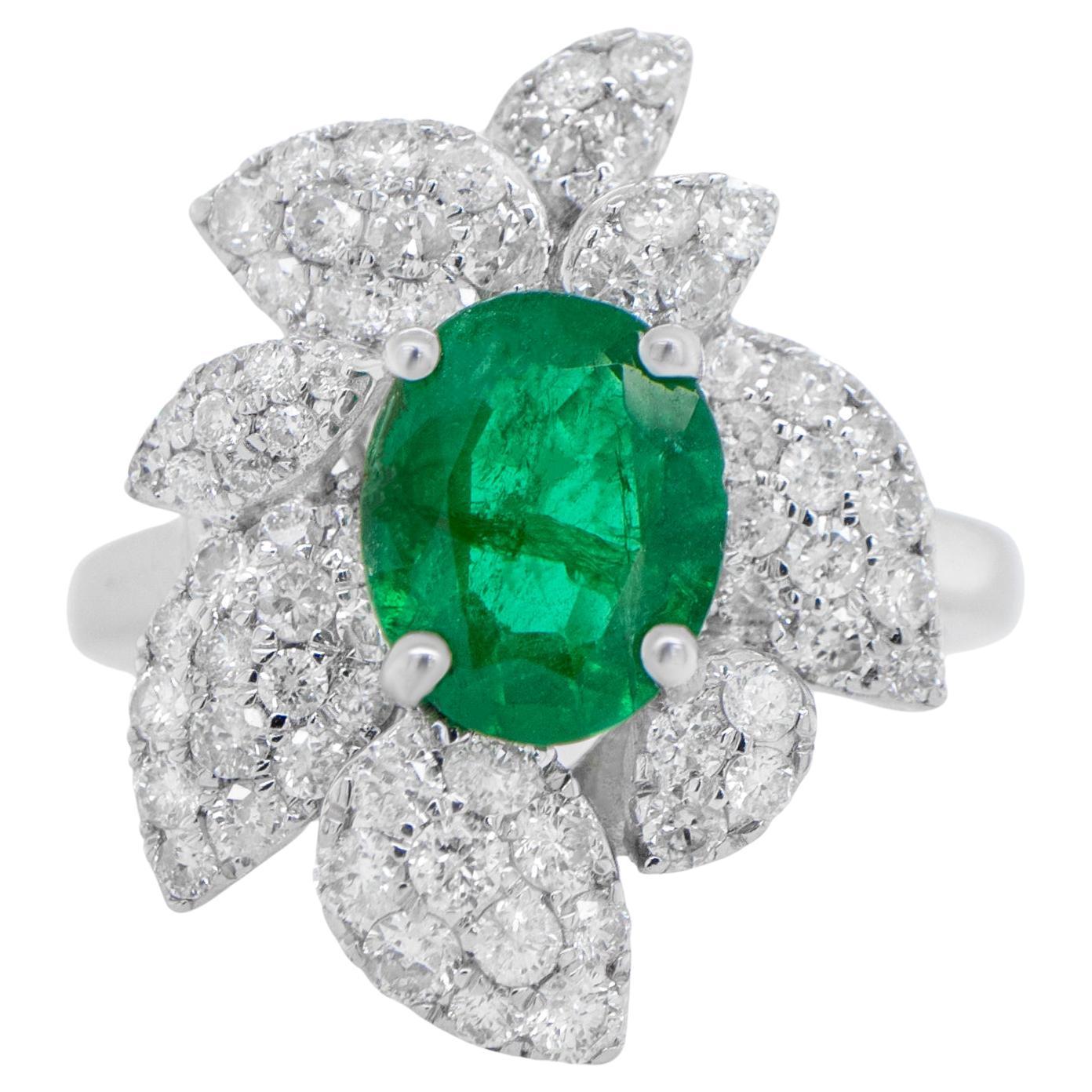 Emerald Flower Ring With Diamonds 2.61 Carats 18K White Gold For Sale