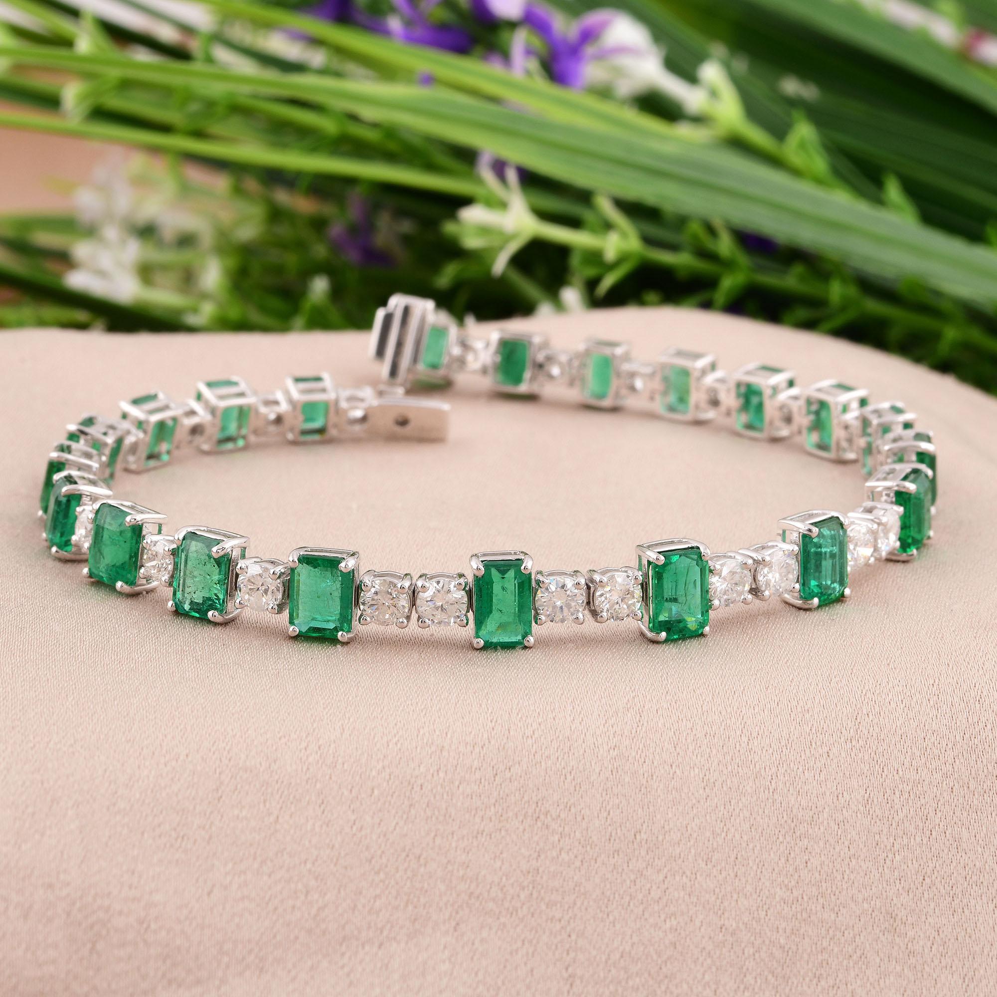 Octagon Cut Emerald Gemstone Bracelet Diamond 18 Karat Solid White Gold Handmade Jewelry For Sale