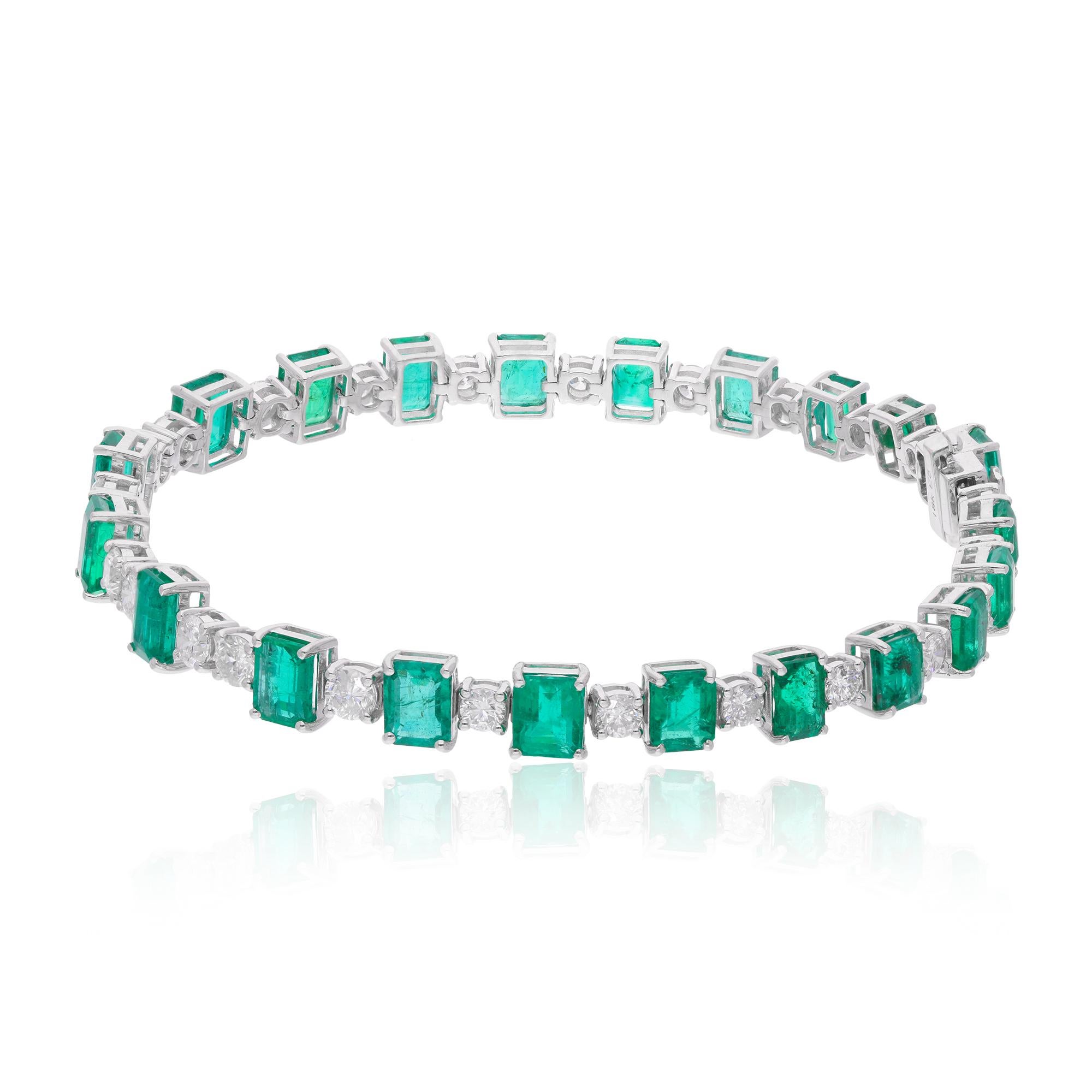 Women's Emerald Gemstone Bracelet Diamond 18 Karat Solid White Gold Handmade Jewelry For Sale