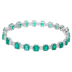 Emerald Gemstone Bracelet Diamond 18 Karat Solid White Gold Handmade Jewelry
