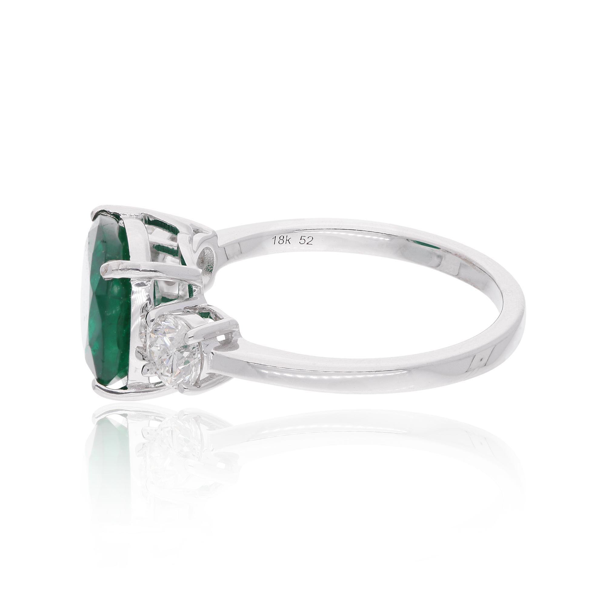 For Sale:  Emerald Gemstone Cocktail Ring Diamond 18 Karat White Gold Handmade Fine Jewelry 2