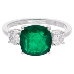 Smaragd-Edelstein-Cocktailring mit Diamant aus 18 Karat Weißgold, handgefertigter feiner Schmuck