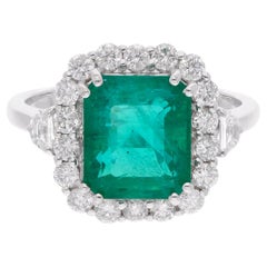 Emerald Gemstone Cocktail Ring Diamond 18 Karat White Gold Handmade Fine Jewelry