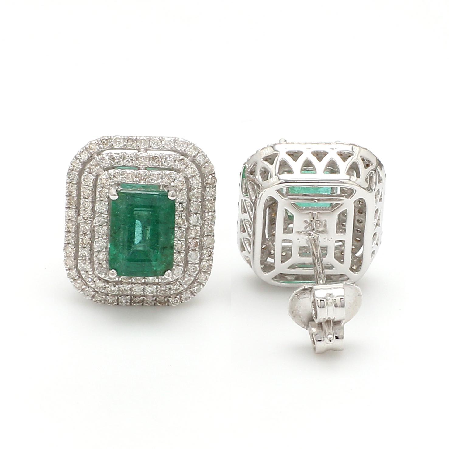 Item Code :- CN-31583
Gross Wt. :- 5.51 gm
18k White Gold Wt. :- 4.89 gm
Diamond Wt. :- 0.90 Ct. ( AVERAGE DIAMOND CLARITY SI1-SI2 & COLOR H-I )
Emerald Wt. :- 2.18 Ct.
Earrings Size :- 14 x 12 mm approx.

✦ Sizing
.....................
We can
