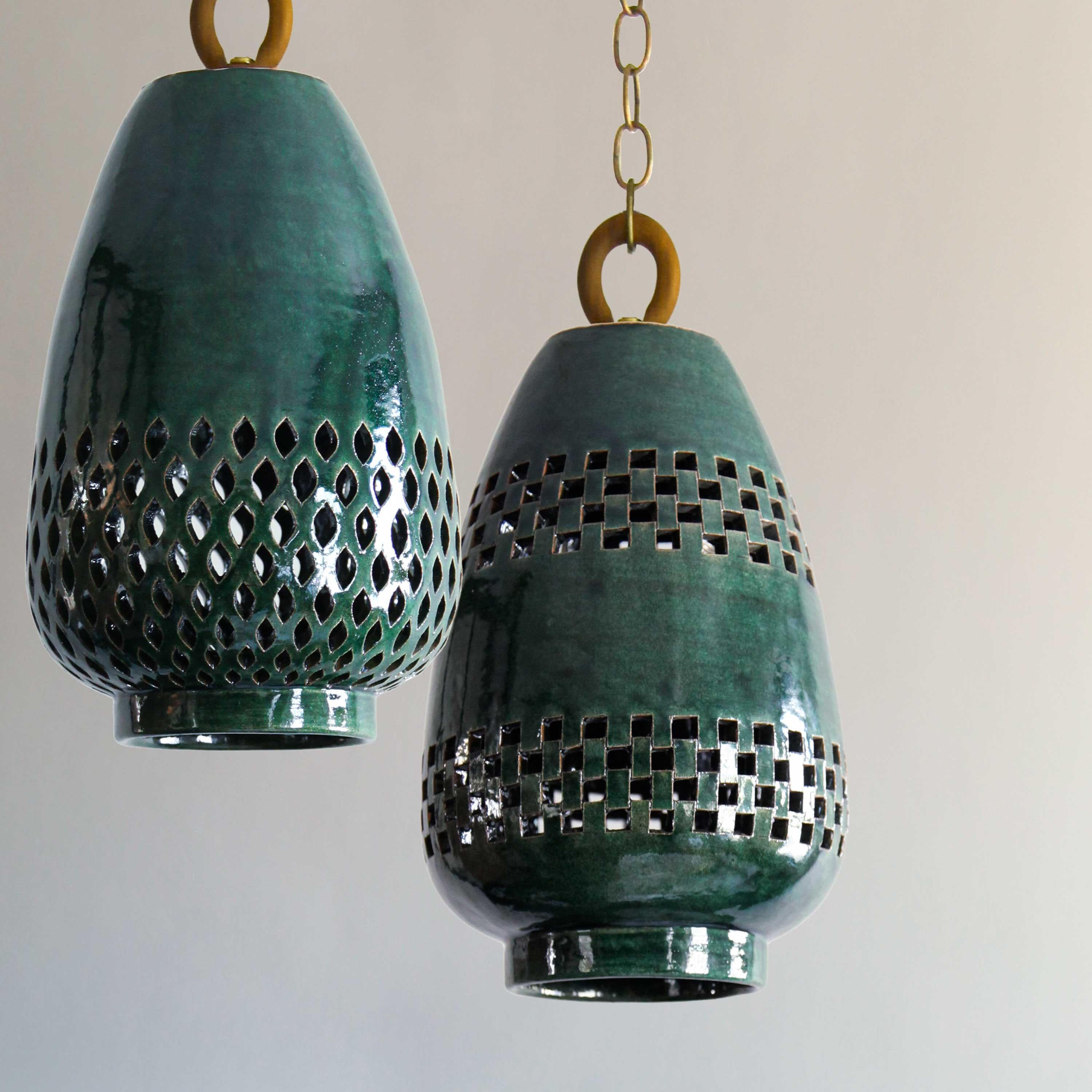 Mid-Century Modern Small Emerald Ceramic Pendant Light, Brushed Brass, Ajedrez Atzompa Collection For Sale