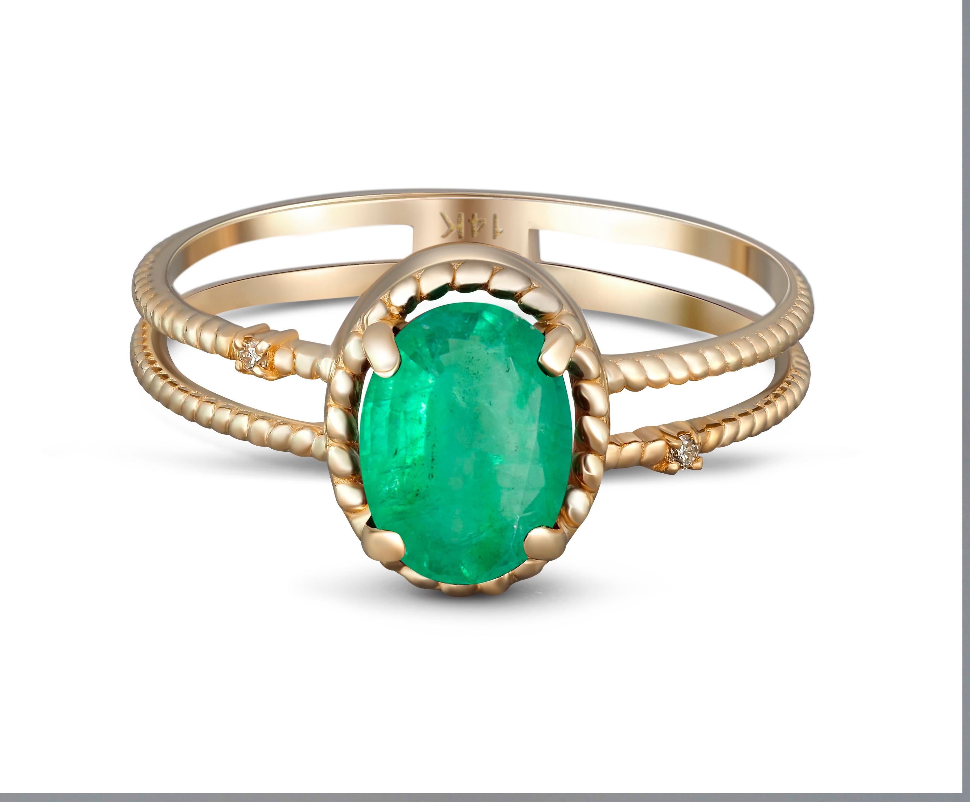 Emerald Gold ring. 
Oval Emerald Ring. 14k gold ring with Emerald. Minimalist Emerald Ring. Emerald Engagement ring. Emerald Promise ring.

Metal: 14k gold
Weight: 1.8  g. depends from size.

Central stone: Natural Emerald
Weight -  approx 0.80 ct