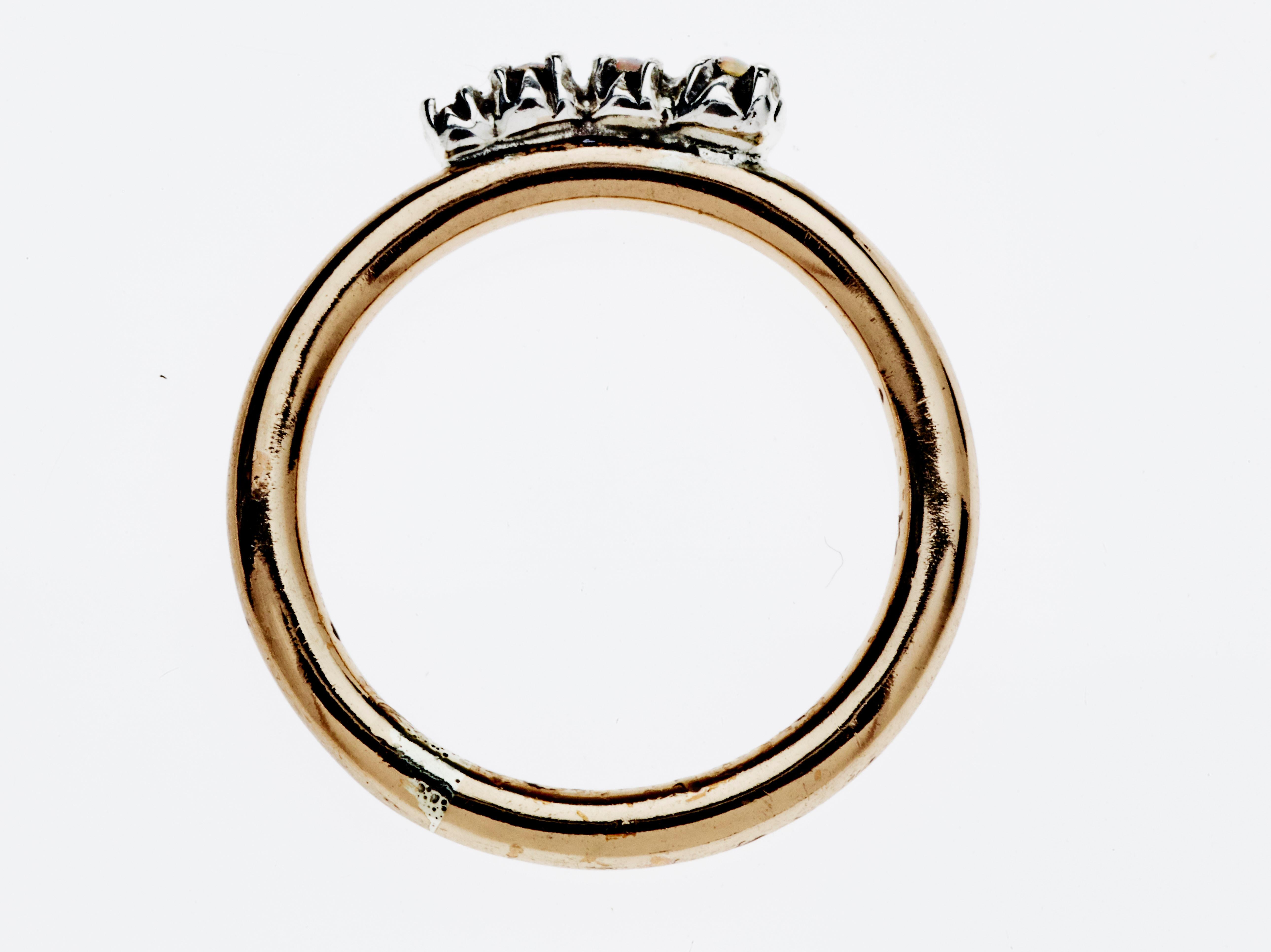 Contemporary White Diamond Emerald Gold Ring Victorian Style Cocktail J Dauphin For Sale