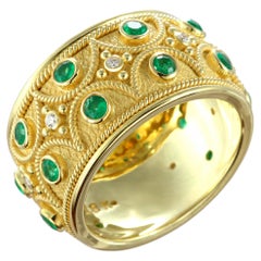 Emerald Gold Ring with Brilliance