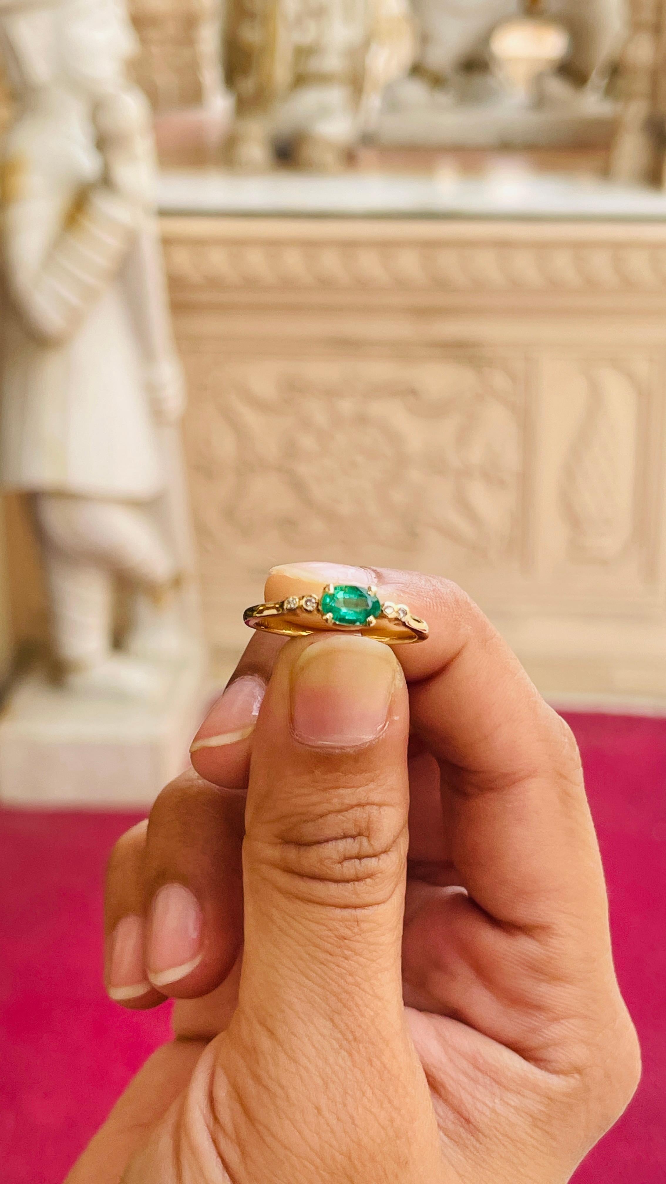Emerald Gold Ring with Diamonds in 14K Yellow Gold 14