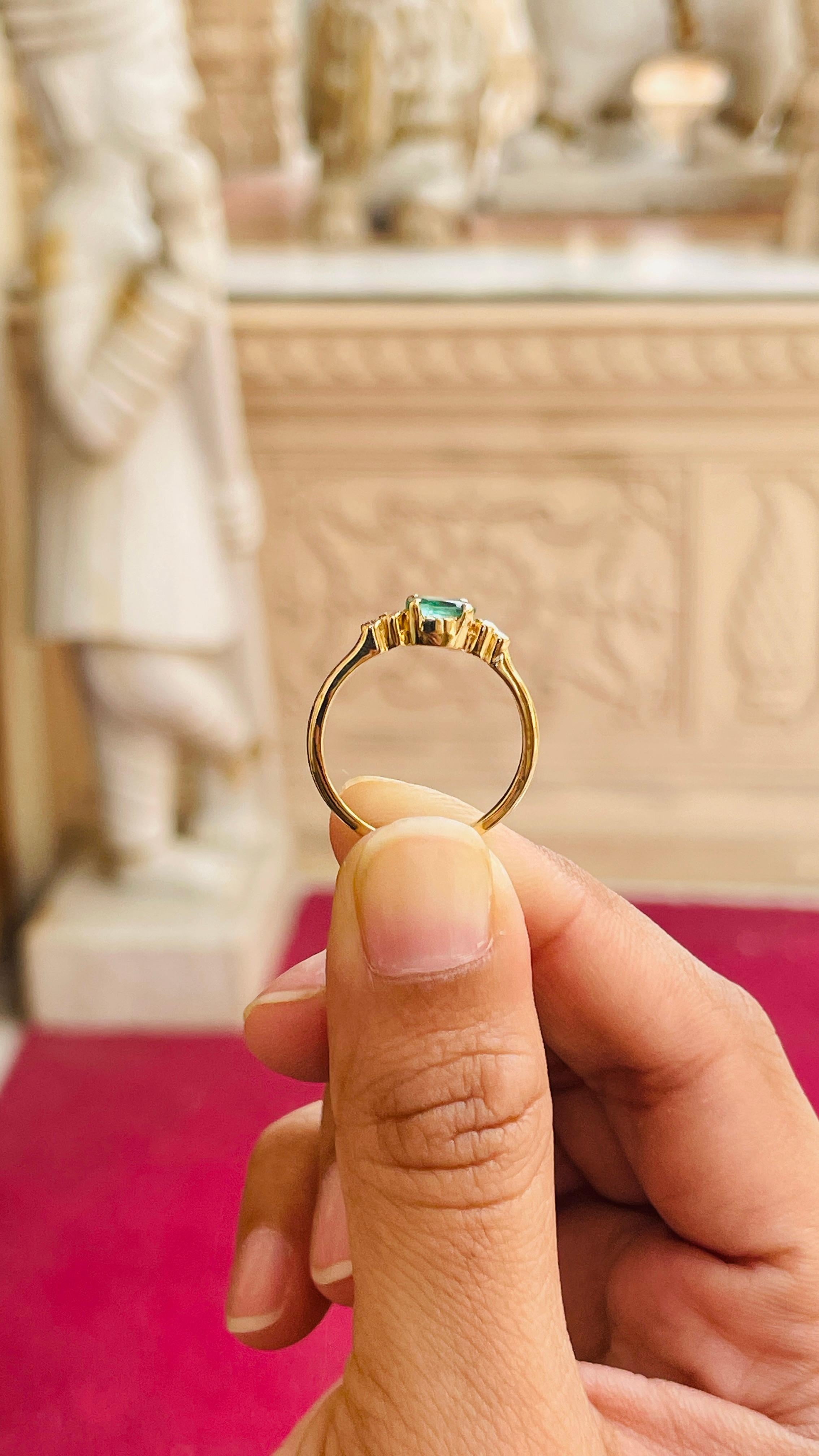 Emerald Gold Ring with Diamonds in 14K Yellow Gold 15
