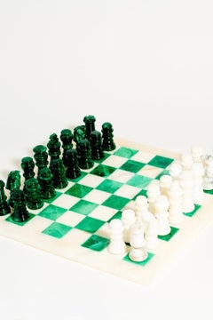 Jeu d'échecs en albâtre vert émeraude