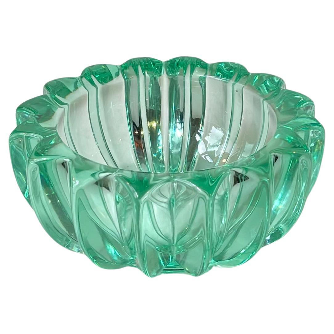 Emerald Green Art Deco Glass Bowl by Pierre Gire for D’Avesn France