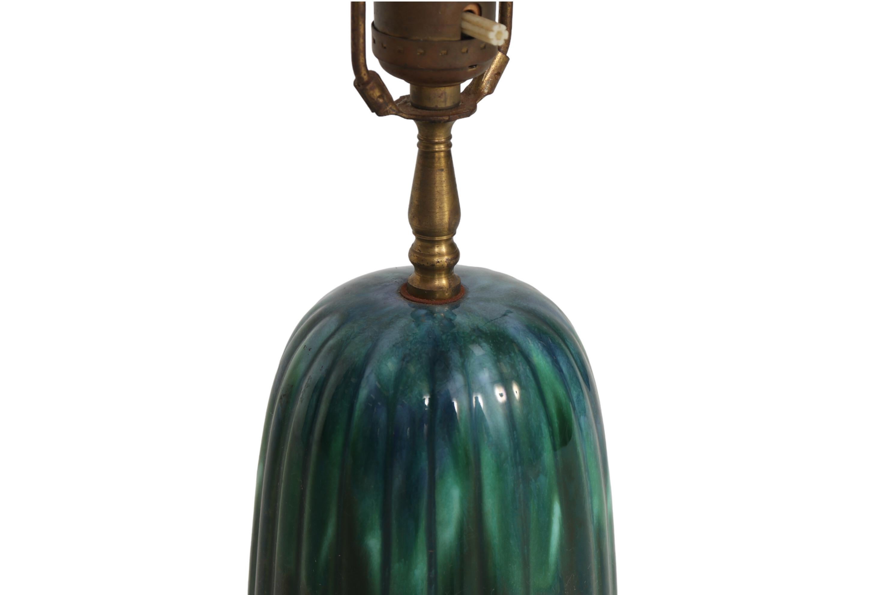 Mid-Century Modern Emerald Green Atomic Style Table Lamp For Sale