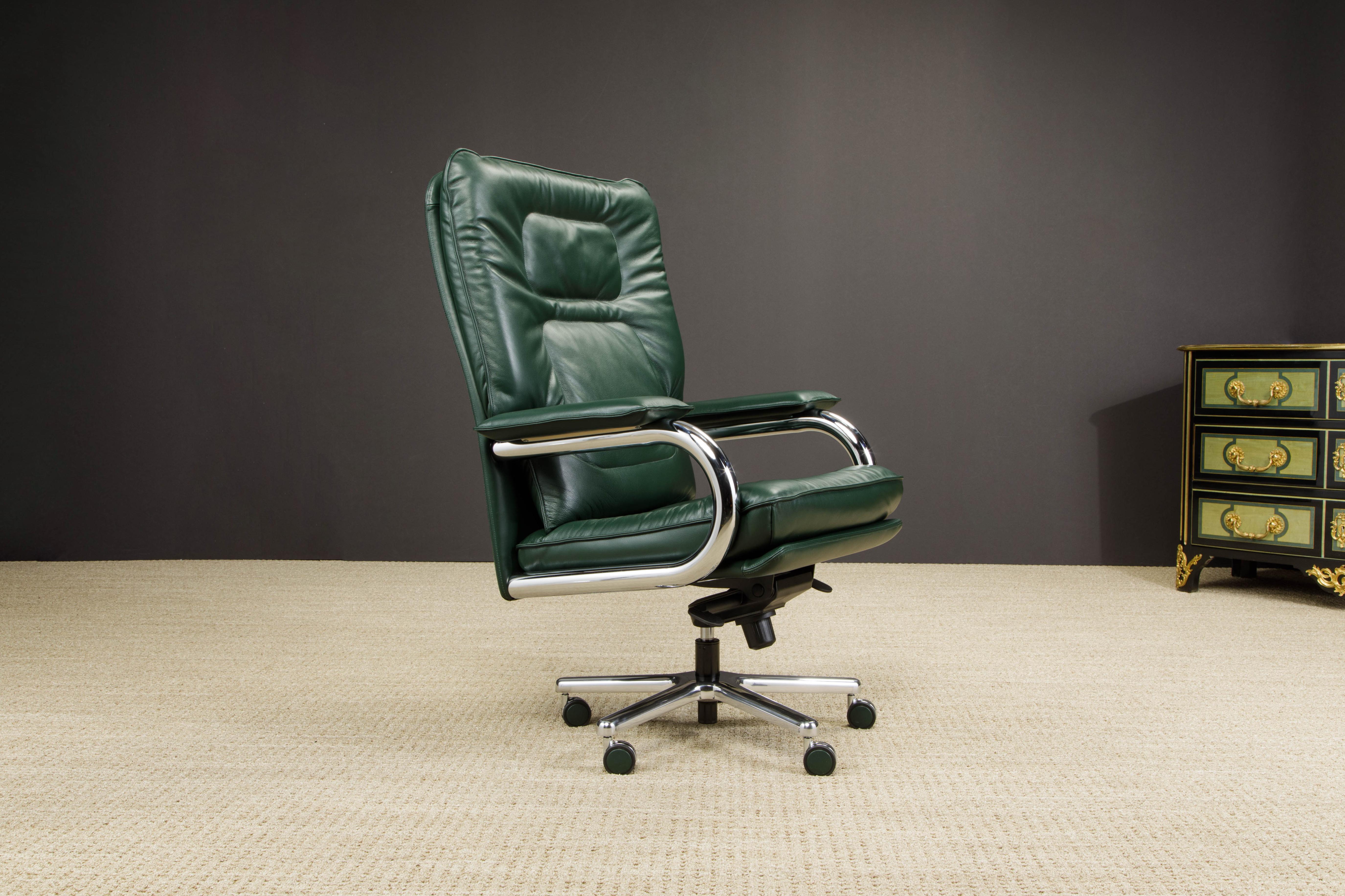 italien Chaise de bureau Big de Guido Faleschini pour Mariani en cuir vert émeraude en vente
