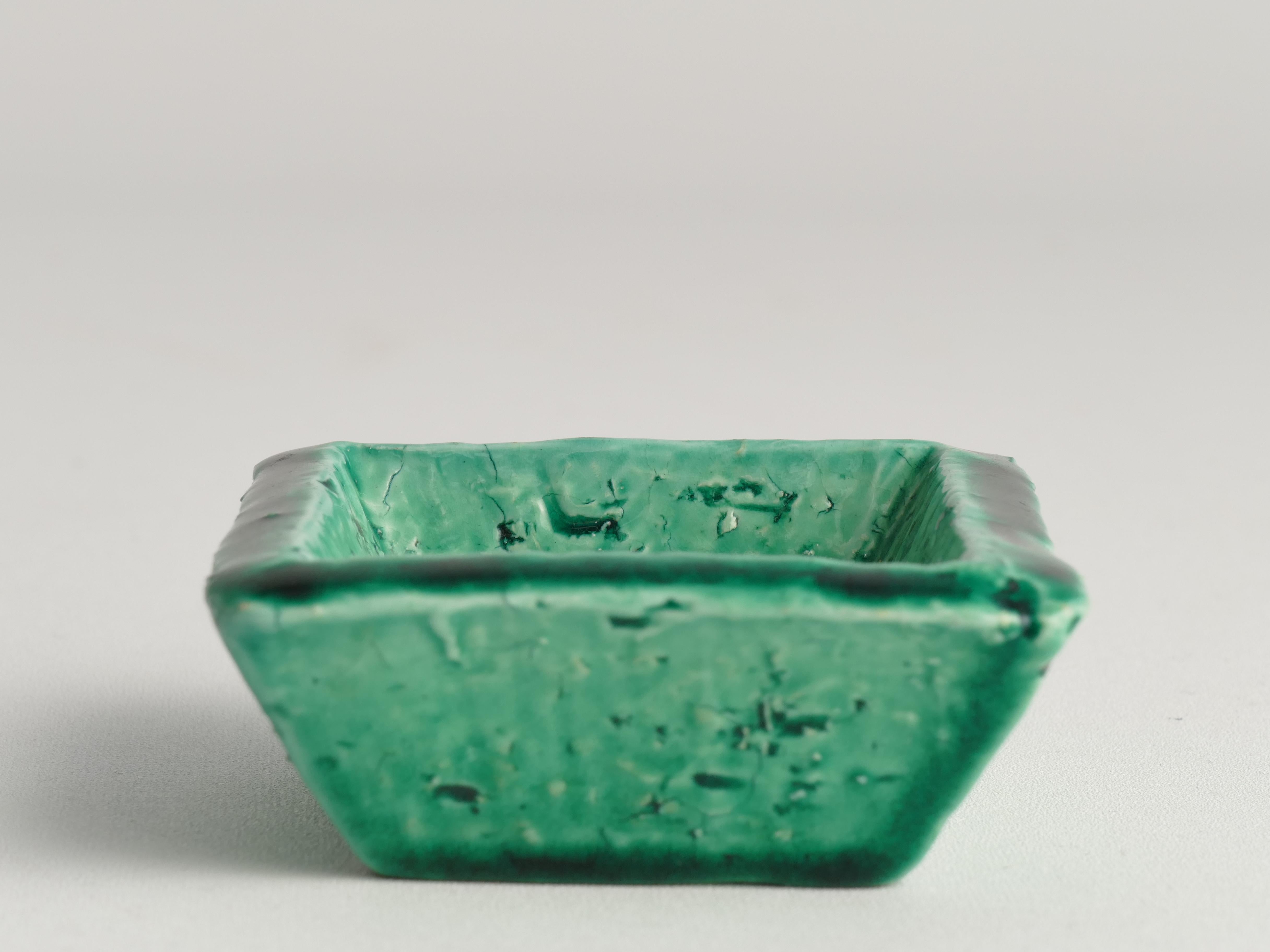 Emerald Green Chamotte Bowl  by Gunnar Nylund for Rörstrand, Sweden 1960s 1