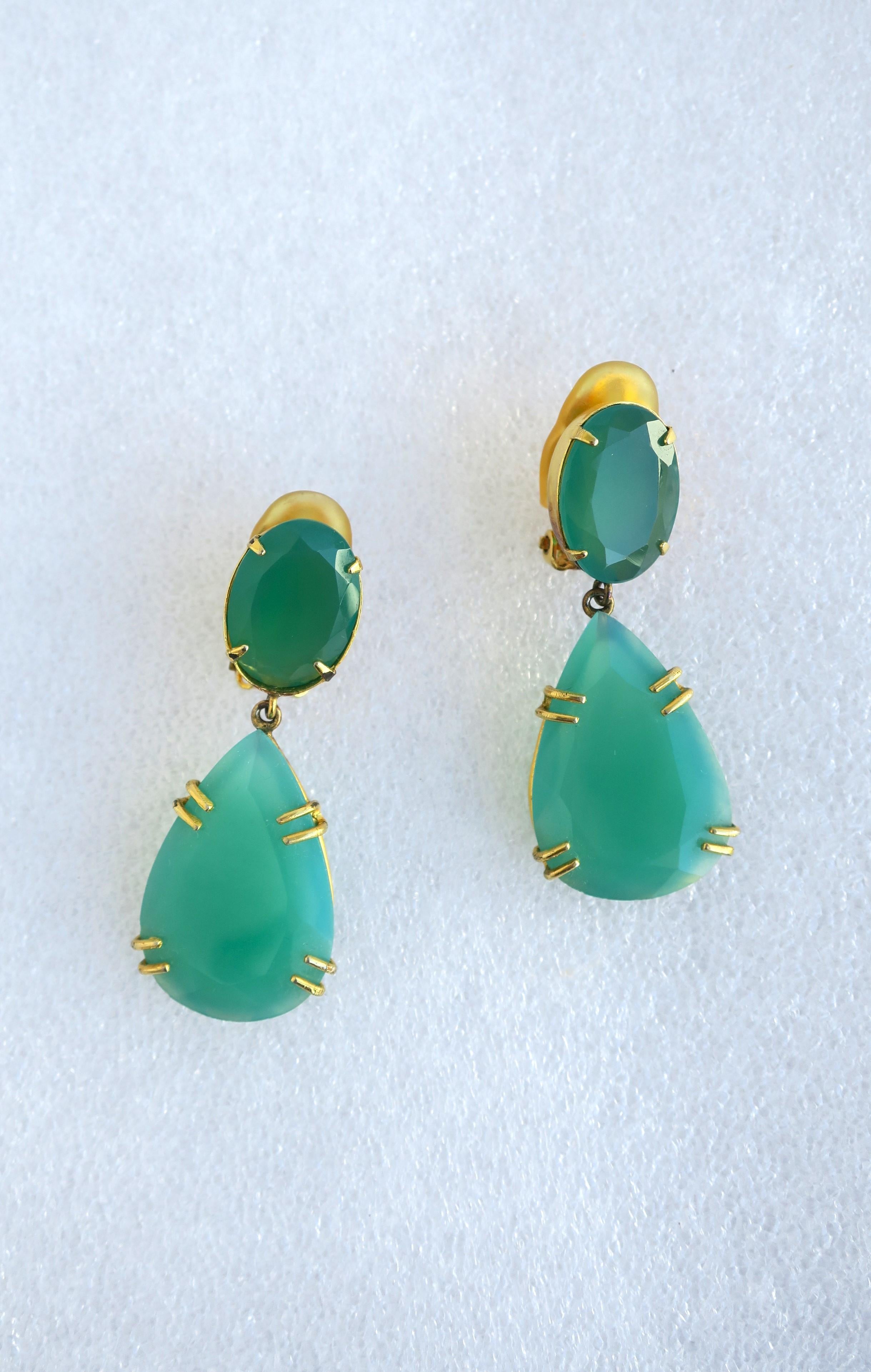drop green earrings