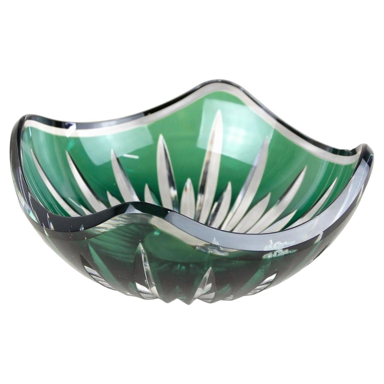 Cuenco de vidrio tallado verde esmeralda de Val Saint Lambert, Firmado - Bélgica ca. 1960