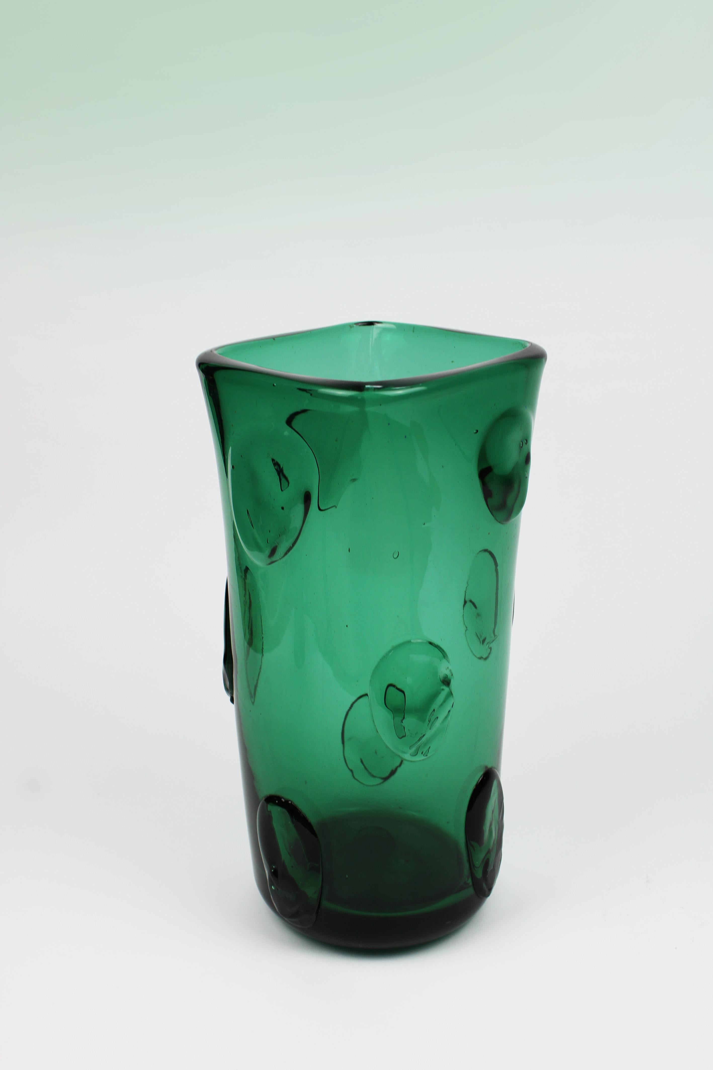 Mid-Century Modern Emerald Green Empoli vase Murano Glass Italy 1960 For Sale