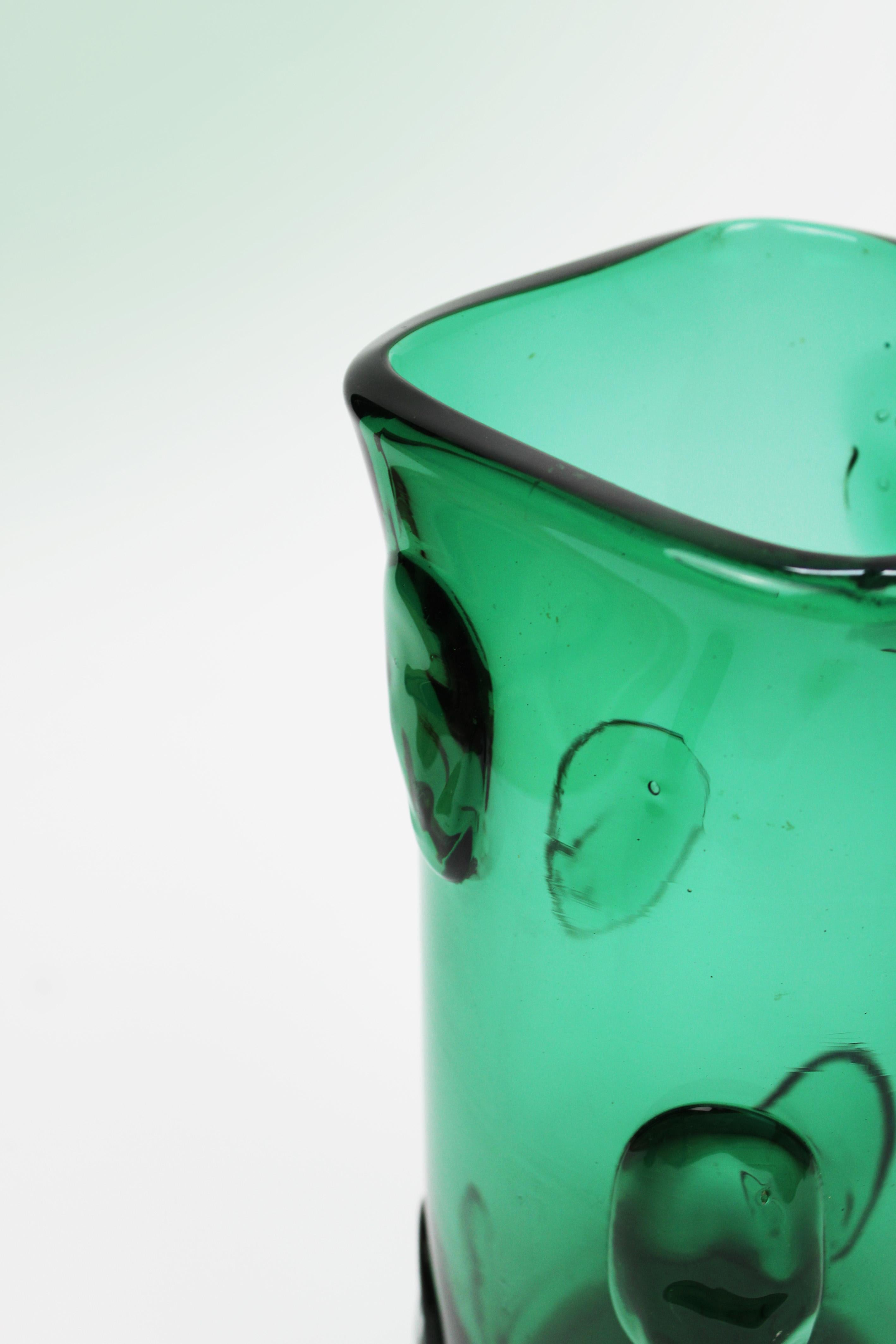 Emerald Green Empoli vase Murano Glass Italy 1960 In Good Condition For Sale In Antwerpen, BE