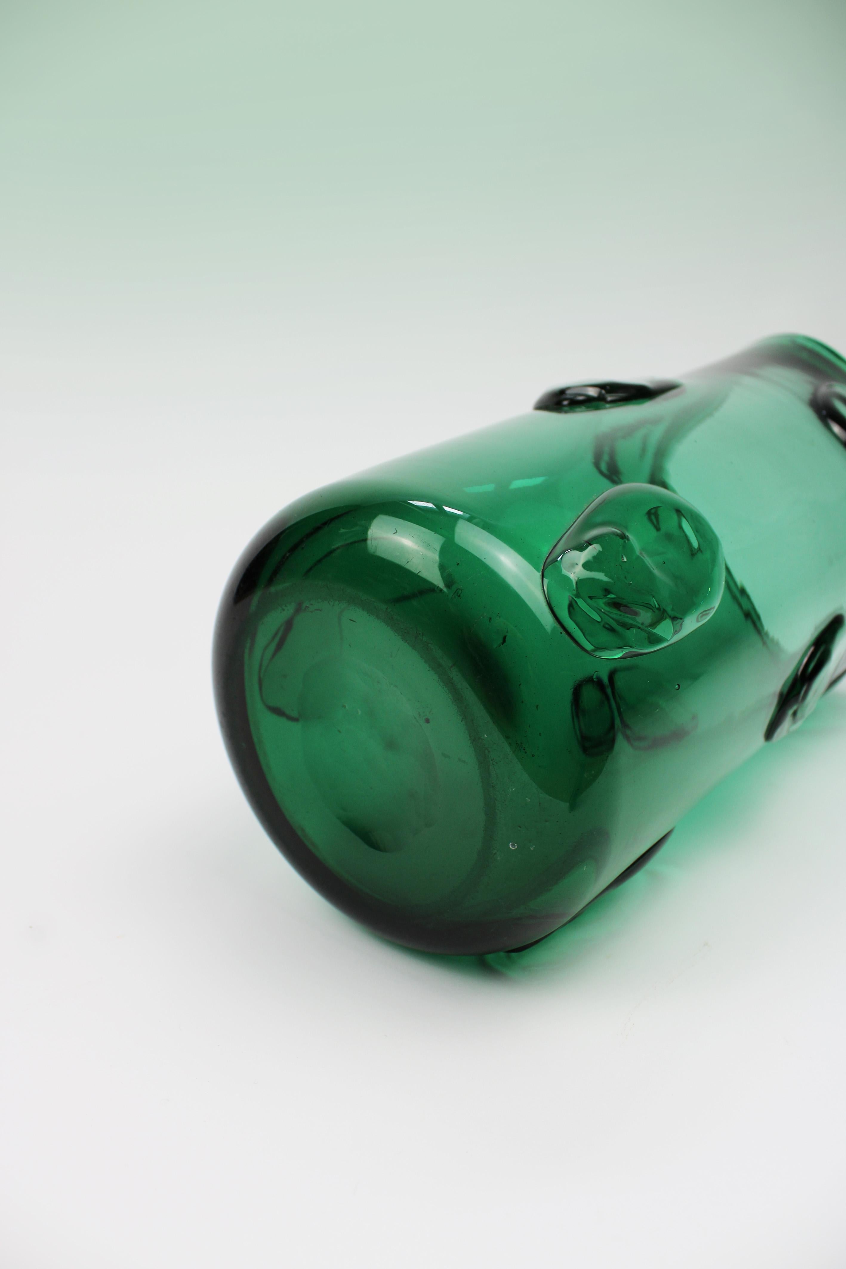 Emerald Green Empoli vase Murano Glass Italy 1960 For Sale 1
