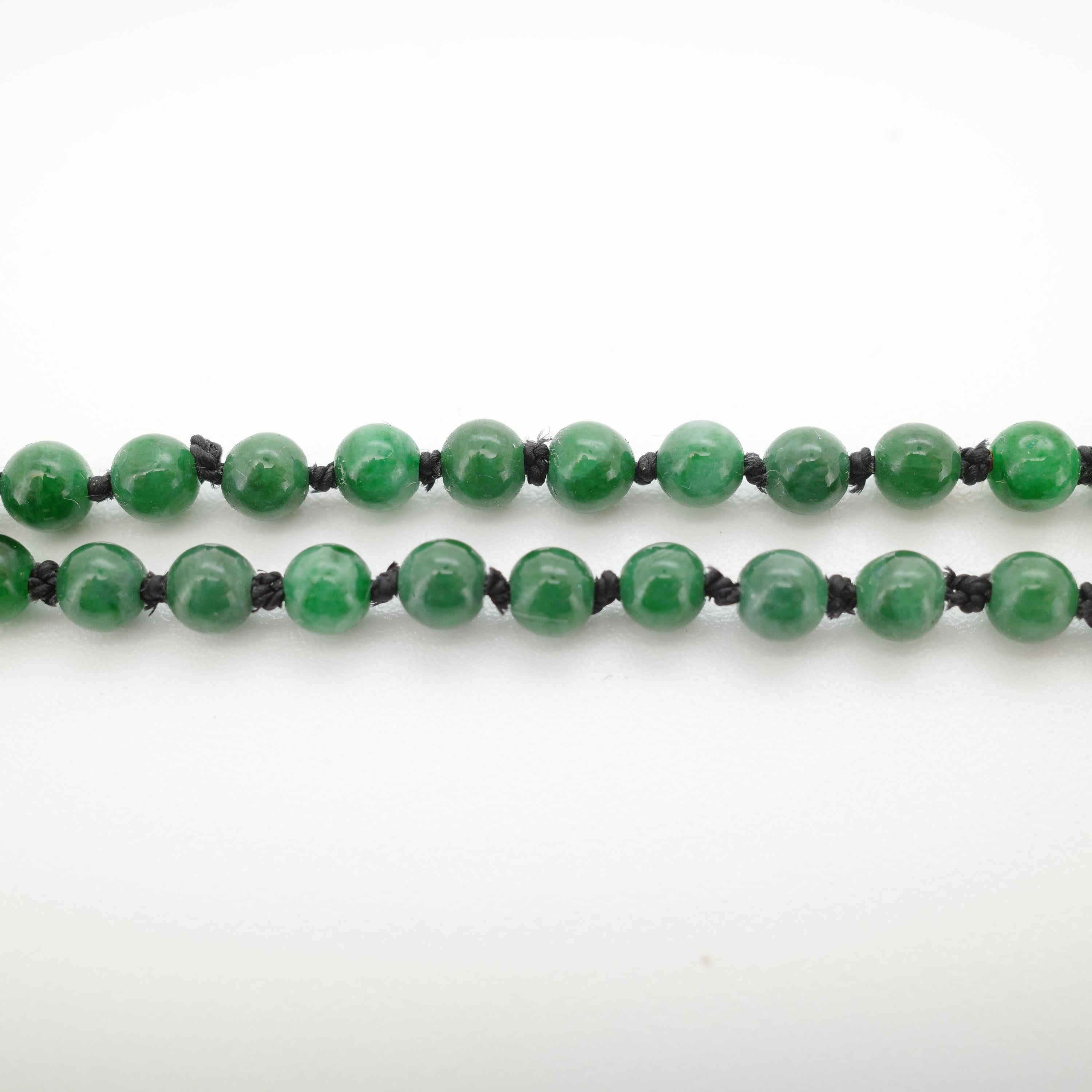 Perle Collier de Jadeite Vert Emeraude, non traité, 19
