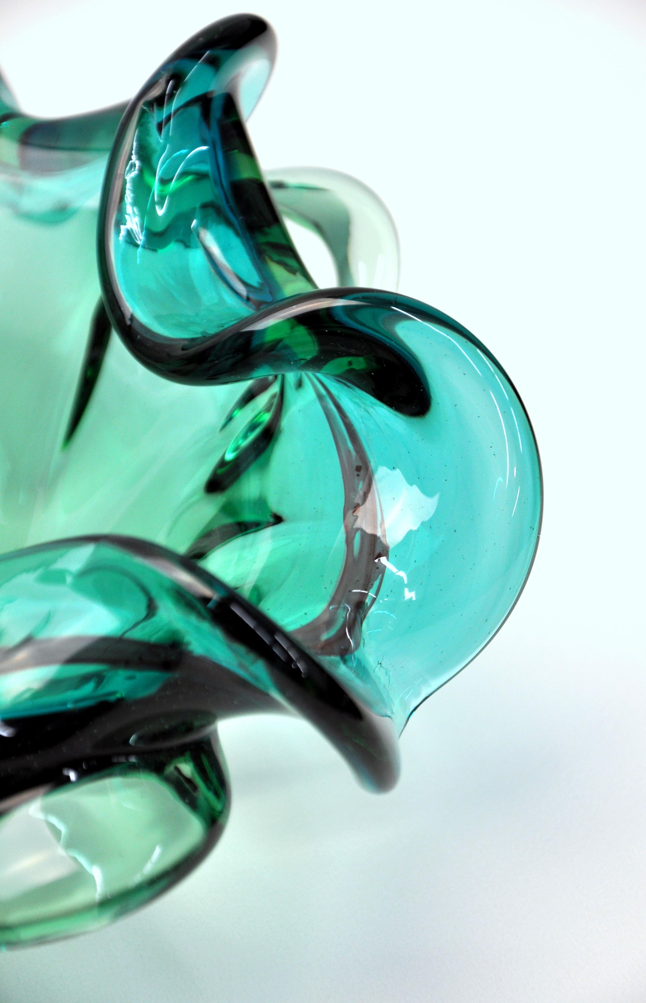 Emerald Green Murano Glass Bowl In Good Condition In Miami, FL
