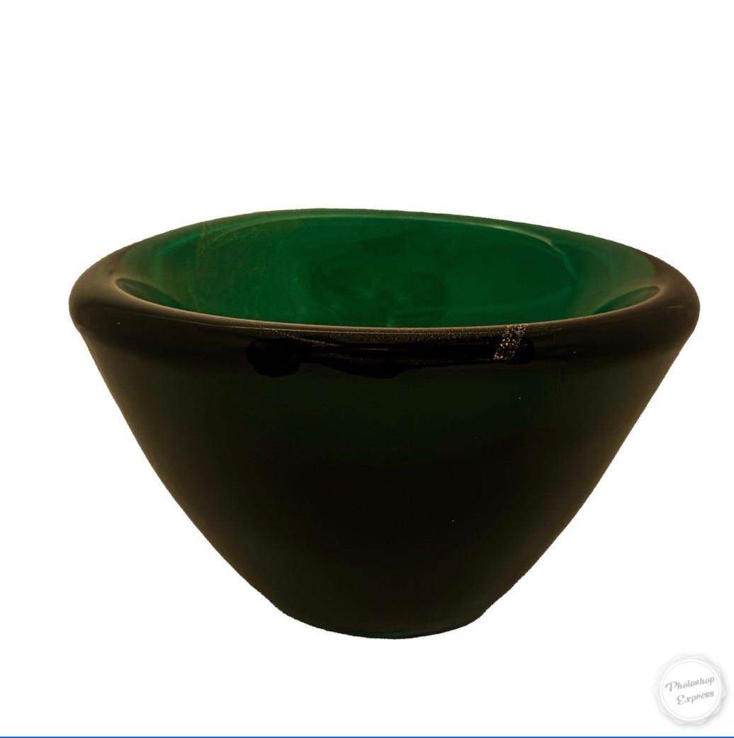 Modern Emerald Green Murano Glass Bowl with Avvneturina For Sale