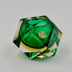 Vase en verre Murano Sommerso vert émeraude, Italie, années 1970