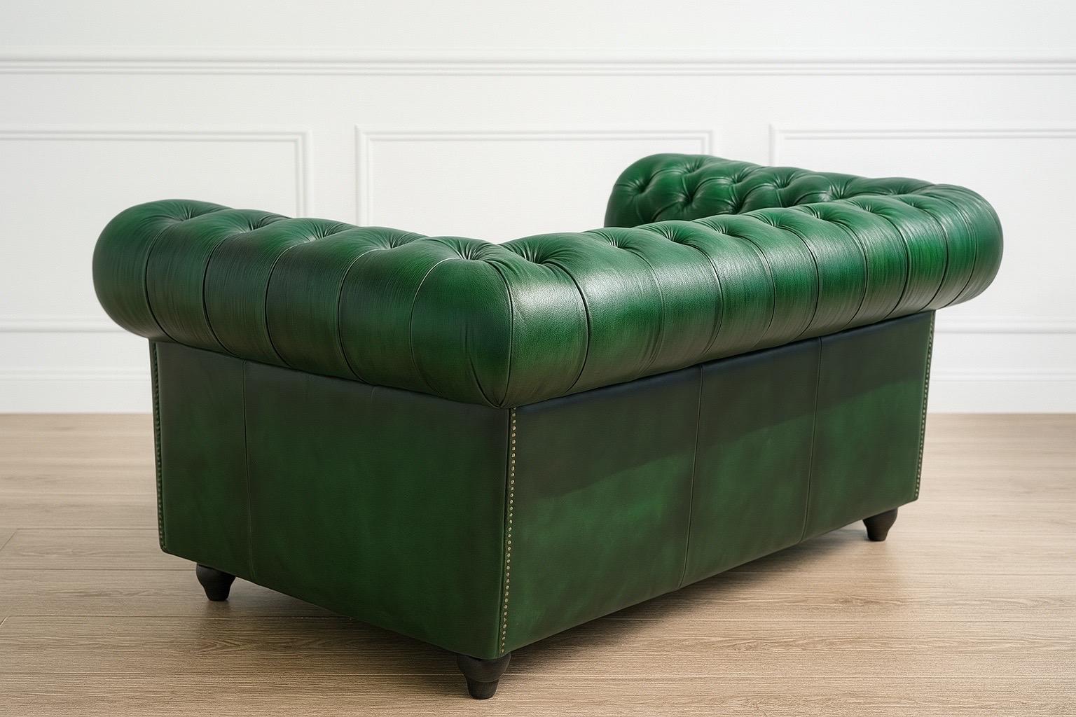 Divano Chesterfield da 8 piedi in pelle inglese patinata verde smeraldo in vendita 5