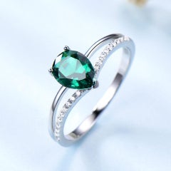 Emerald Green Pear Shape 6 x 8 Cubic Zirconia Sterling Silver Ring