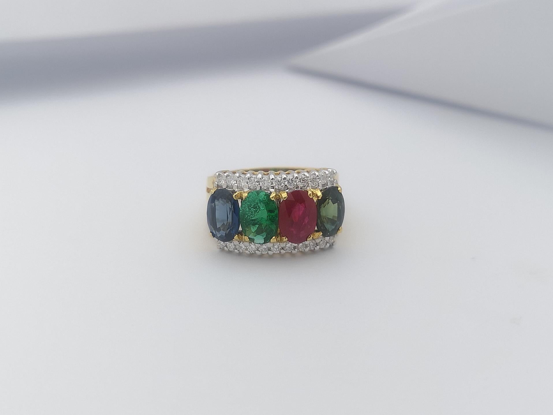 Emerald, Green Sapphire, Ruby, Blue Sapphire Ring Set in 18 Karat Gold Settings In New Condition For Sale In Bangkok, TH