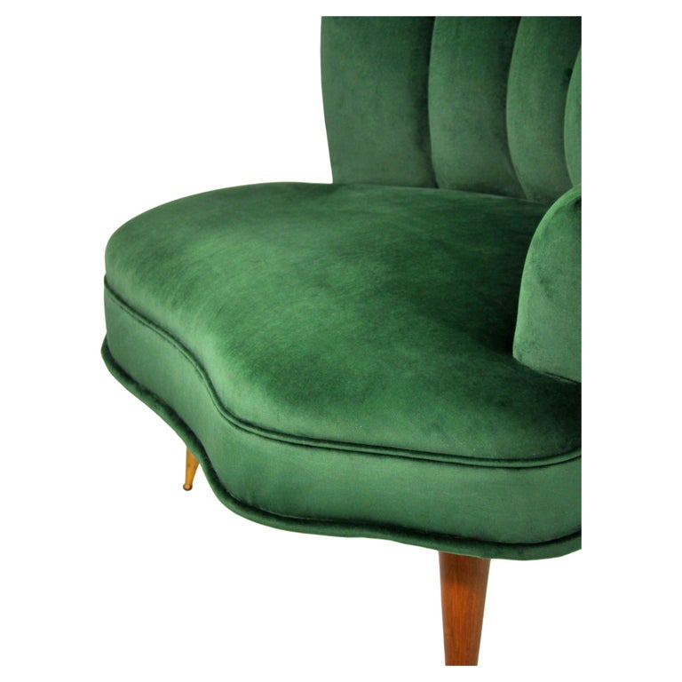 Emerald Green Velvet Channel Back Regency Lounge Chairs For Sale at 1stDibs